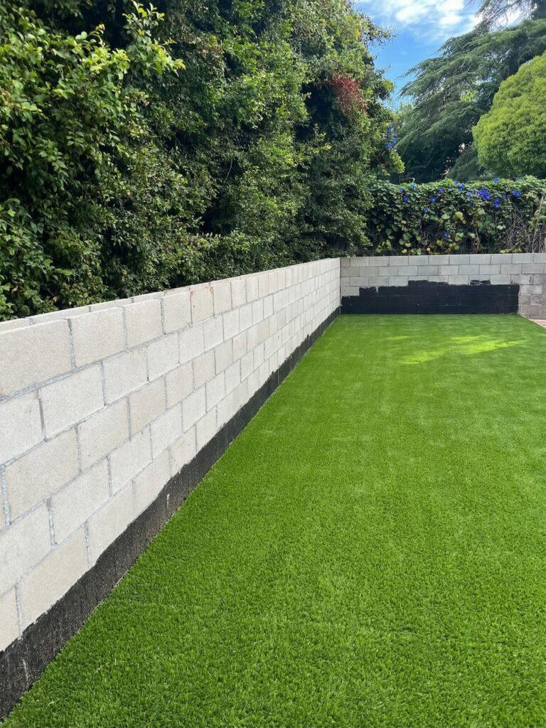 retaining wall la